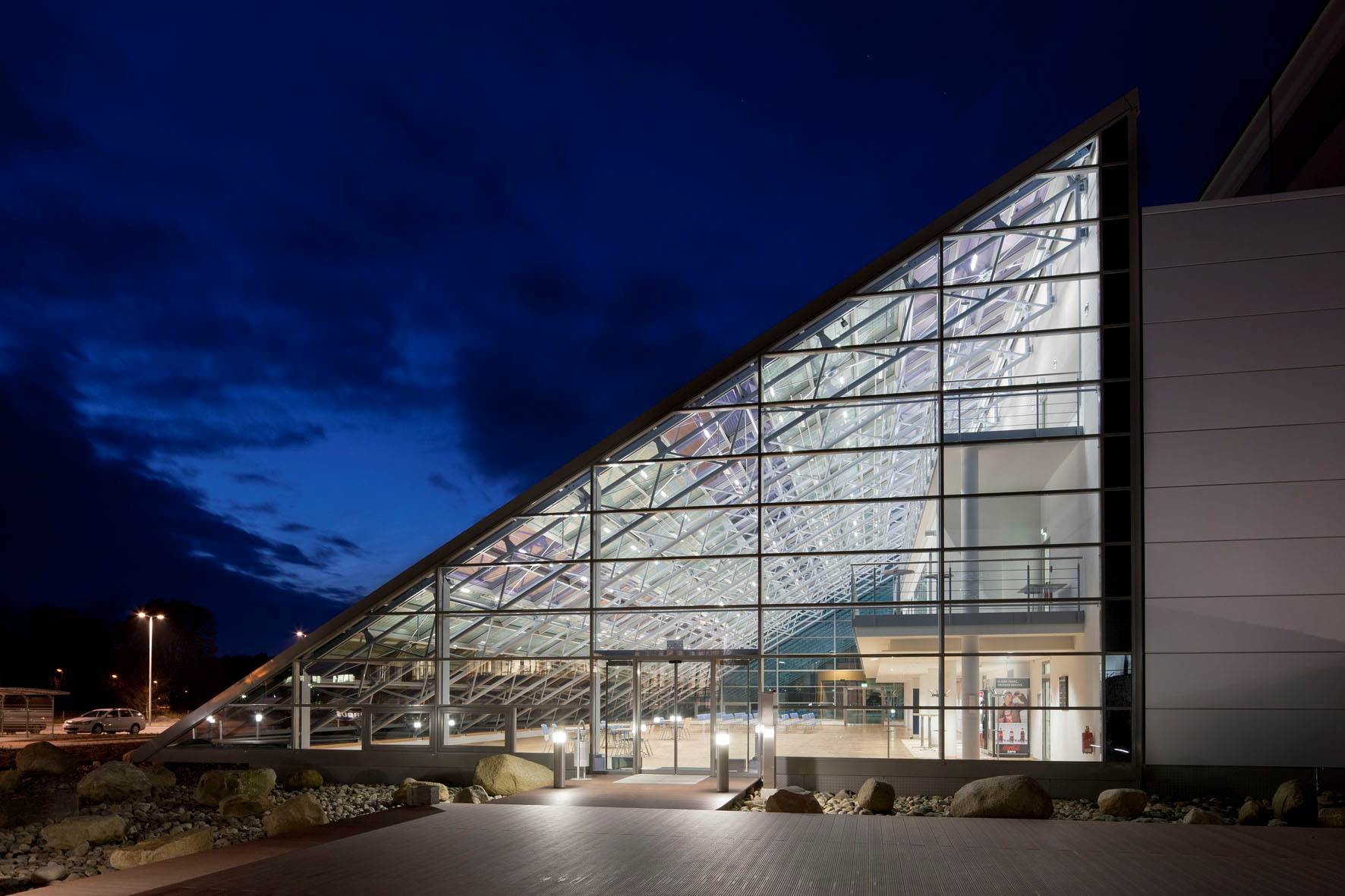 NDB ELEKTROTECHNIK GmbH & Co. KG Teaser